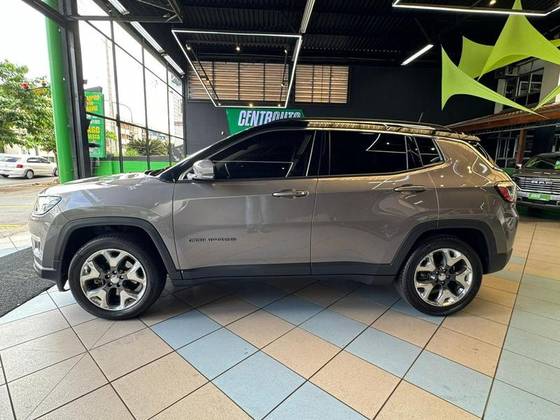 JEEP COMPASS 2.0 16V FLEX LIMITED AUTOMÁTICO JEEP COMPASS 2.0 16V FLEX LIMITED AUTOMÁTICO